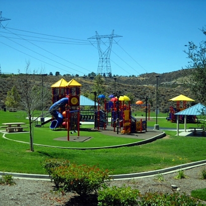 Lawn Services Golden Glades, Florida Rooftop, Recreational Areas