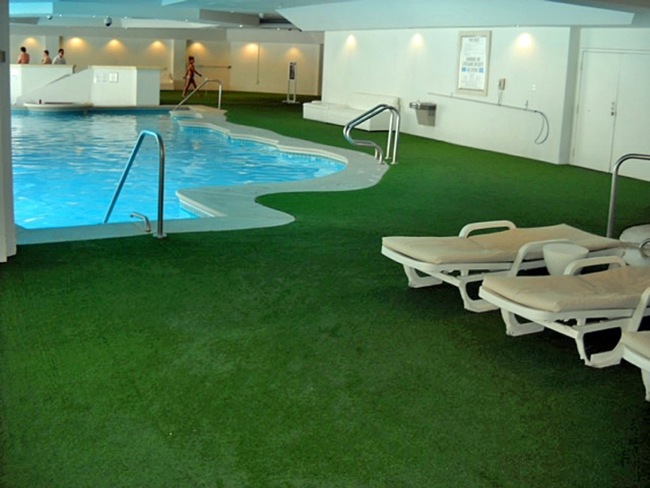 Fake Grass Carpet Cooper City, Florida Home Putting Green, Backyard Pool