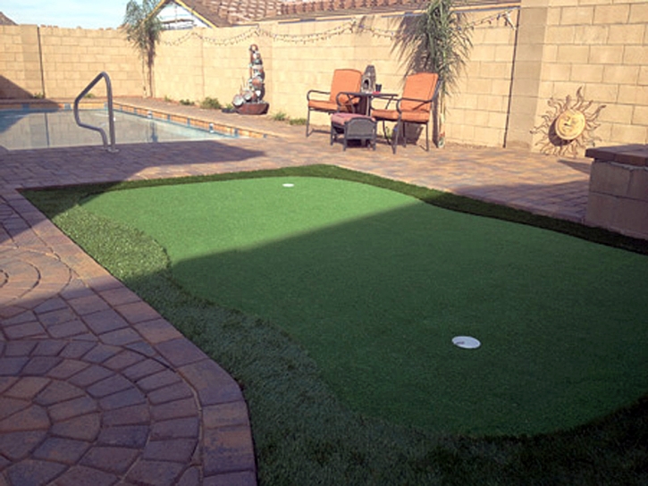 Lawn Services Belle Glade, Florida Home Putting Green, Backyard Pool